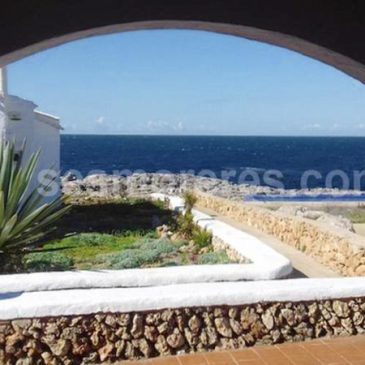 Exclusivo Chalet en primera línea de Binibeca por 450.000 Euros !!!