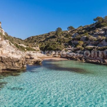 ¡¡¡Chalet de lujo en primera línea en Binidalí Menorca!!!