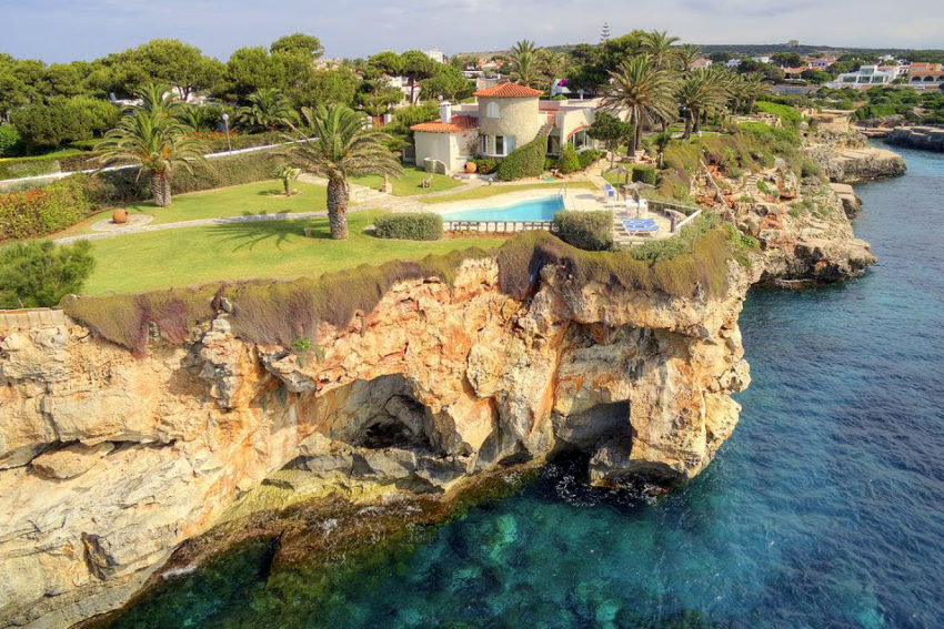Vivir sobre el mar en Menorca