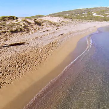 Finca rústica con playa de arena
