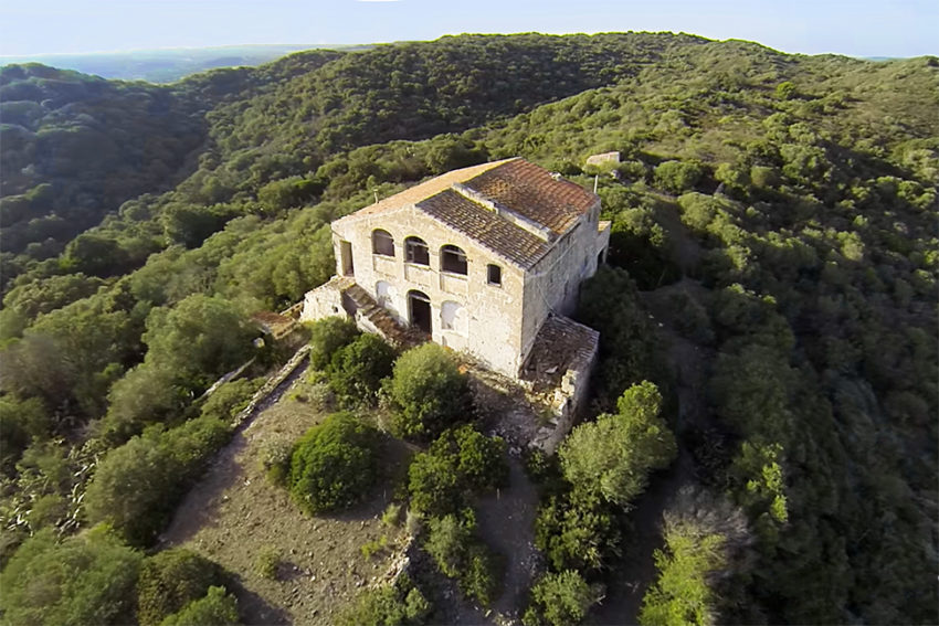 ¡Dos fincas rústicas en Menorca por el precio de una!