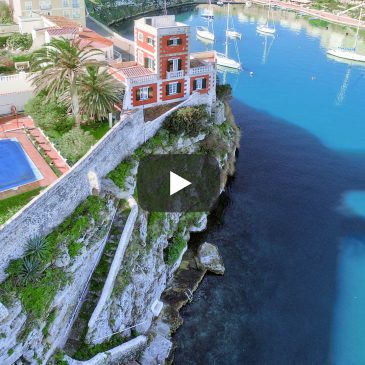 Casa histórica al borde del mar en Menorca