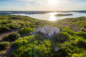 Edificio agricola isla Lazareto
