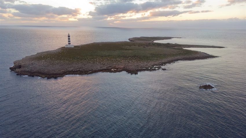Islotes de Menorca: pequeñas islas con grandes historias