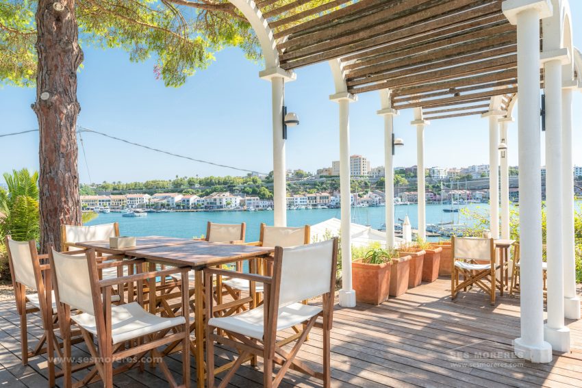 Visitar una casa en Menorca: qué mirar cuando dejas de mirar las vistas