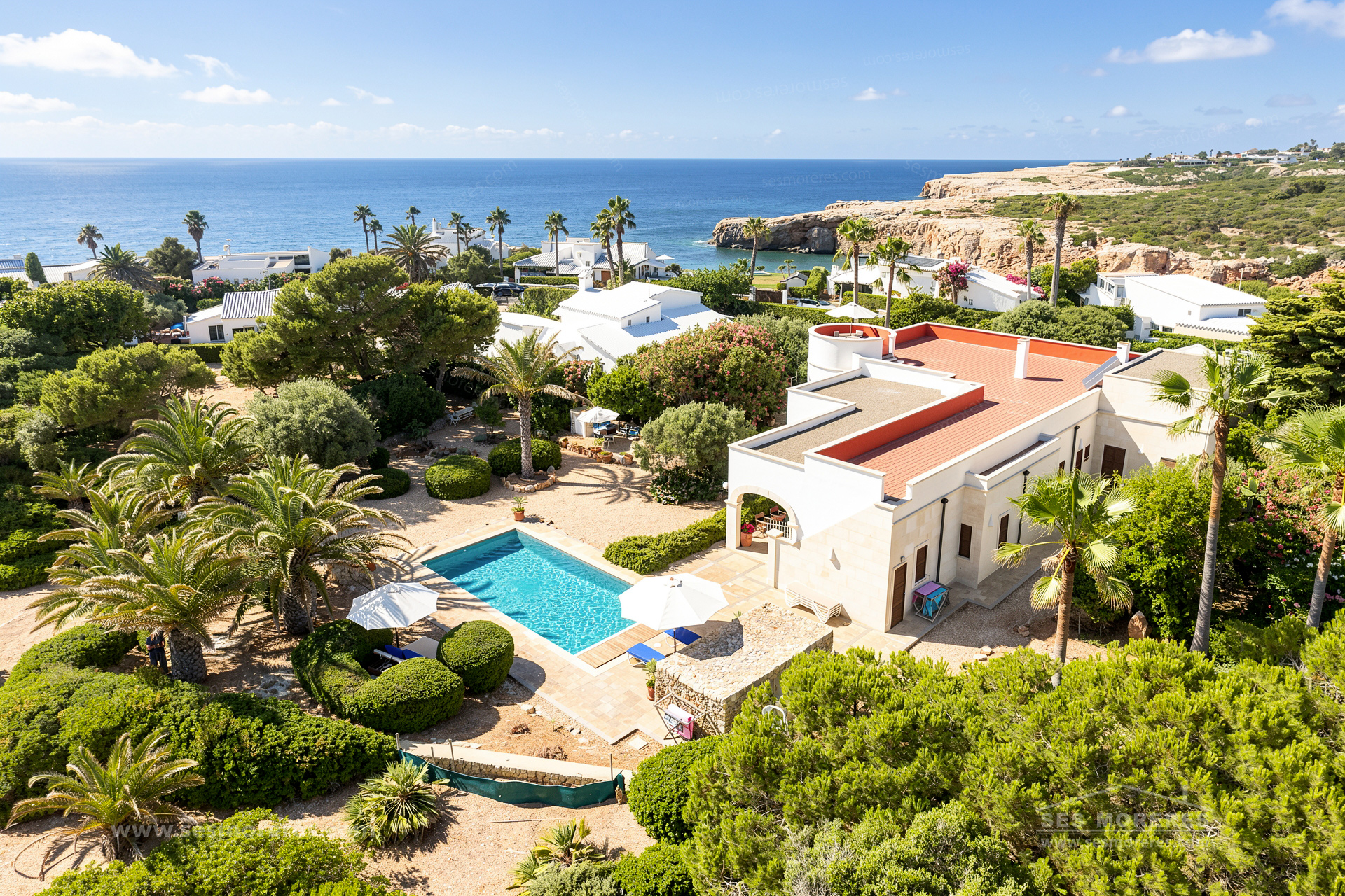 Villa con piscina y jardín en Cap d’en Font