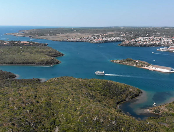 Spectacular front-line luxury villa in Cala Llonga, Menorca!!