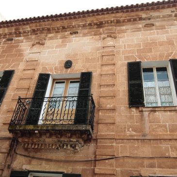 Historic manor houses in Ciutadella