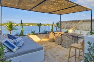 Exploring Maritime Quaintness: Fisherman’s Cottage in Menorca