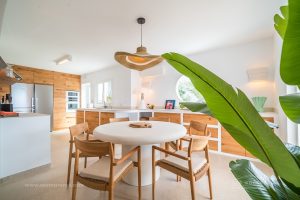 Beachfront designer villa with Tourist Licence