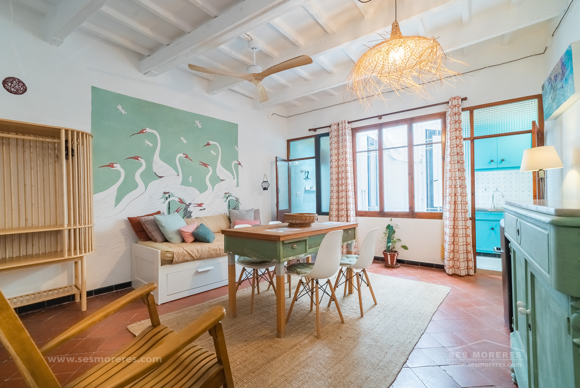 Historic house with a terrace in Ciutadella