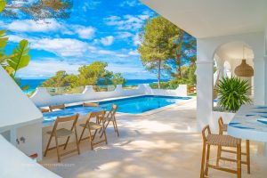 Villa design en bord de mer avec licence touristique