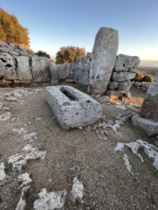 Sites archéologiques, Talayots, Navetas, Monuments