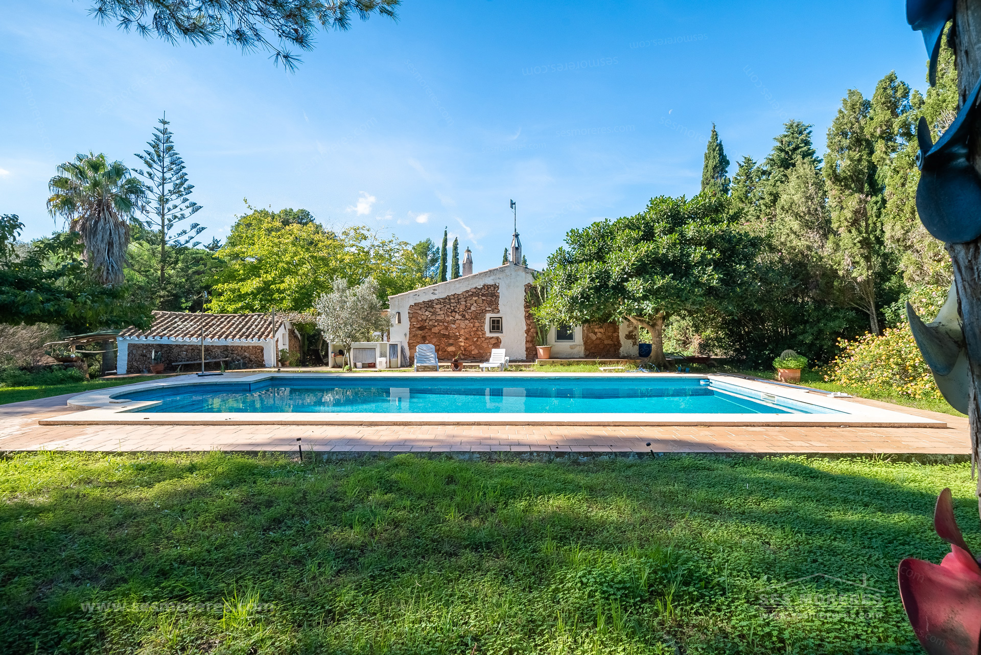 Maison minorquine rénovée au cœur de la forêt